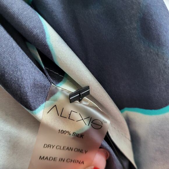 NWOT Alexis Titus Kalani Silk Ocean Print Flounce Wrap Camisole Maxi Dress XS - Picture 5 of 15